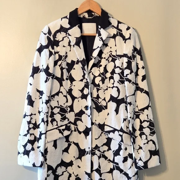 Hugo Boss Women's Floral Print Black And White Long Button Down Blazer Size 4 - Picture 3 of 11